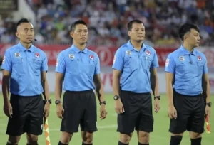 Hướng Dẫn Tìm Hiểu Vai Trò Của Trợ Lý Trọng Tài Bóng Đá